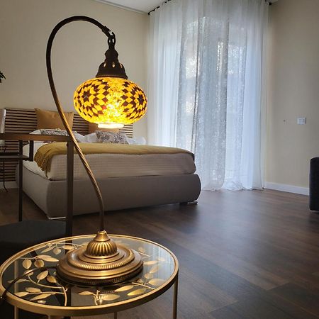 Bed and Breakfast La Dimora Dell'Arte Bari Exterior foto
